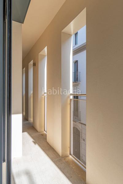 Foto 8d3685e9-2b01-43ed-ba99-d9754bd74130. Piso en carrer sant pau obra nova, 3 habitacions dobles, dos banys en Figueres