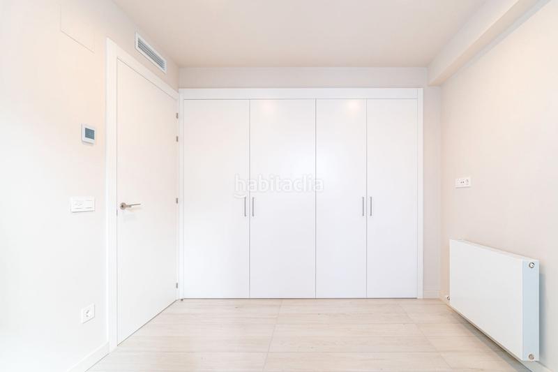 Foto c4b4f509-8b9e-471a-9b64-9d7b4381fc80. Piso en carrer sant pau obra nova, 3 habitacions dobles, dos banys en Figueres