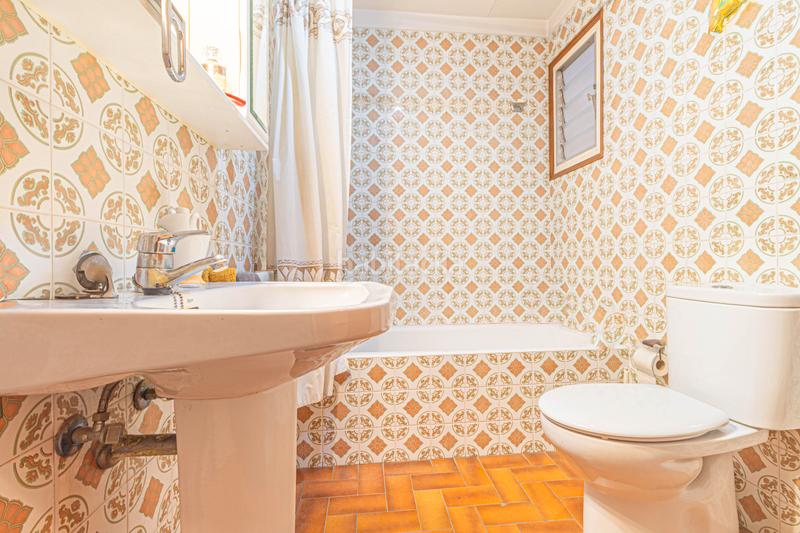 Foto 373de7a8-d588-4fb0-994b-f0a2106a5d7c. Chalet in carrer extremadura in Vilafant