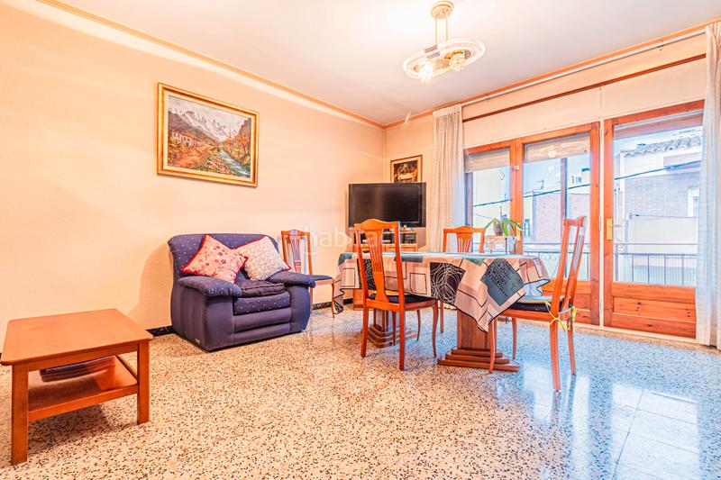 Foto 5e1c6fba-5908-4533-a5eb-65f60ecefc8f. Chalet in carrer extremadura in Vilafant