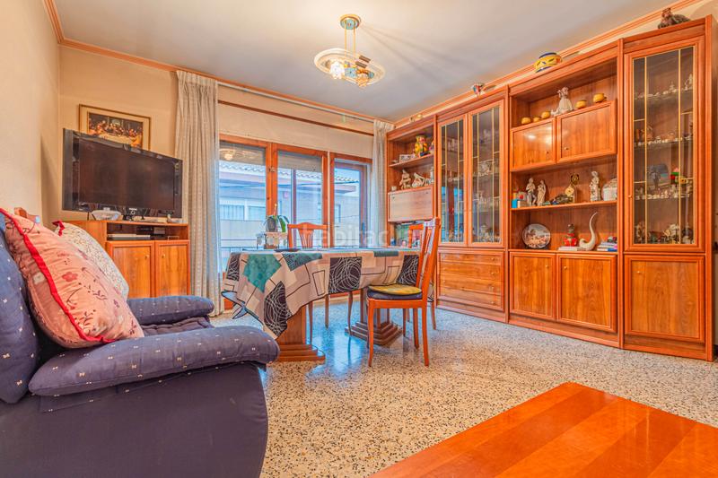 Foto 975ad25d-358d-4cab-a773-e832c21fdc8d. Chalet in carrer extremadura in Vilafant