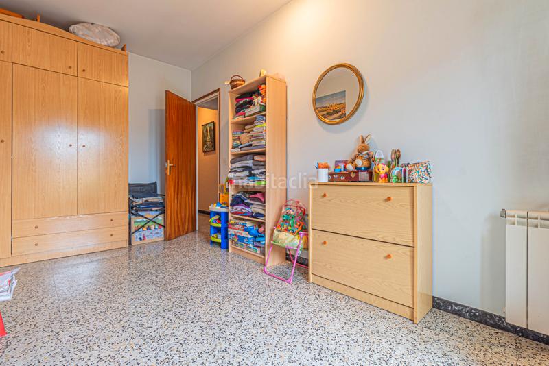 Foto f9606434-733b-46e2-8c5d-a9ec1be19089. Chalet in carrer extremadura in Vilafant