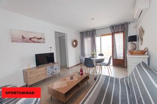 Piso en Carrer del port de reig, 17, 17480, roses, girona. Agradable apartamento cerca de la playa de santa margarita!