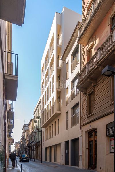 Foto 67ae32c3-f98f-436d-a6f7-5167ece4849d. Pis a carrer sant pau a Centre Figueres