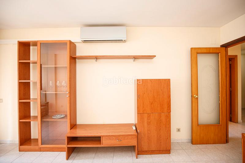 Foto fdf81c64-6353-4210-aa93-6a3b74e190ef. Pis a sant pau 159 a Creu de la Mà Figueres