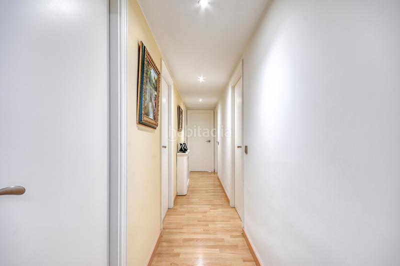 Foto a0d17ae0-8775-4fb7-a72f-5d17830aa0b0. Piso en mare de déu de montserrat edificio maxim en Figueres