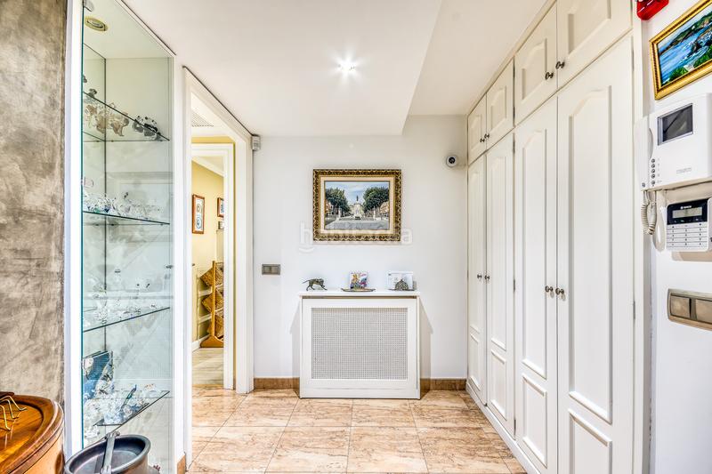 Foto afb84167-9b45-4bfc-87ab-f2e5394bf87b. Piso en mare de déu de montserrat edificio maxim en Figueres