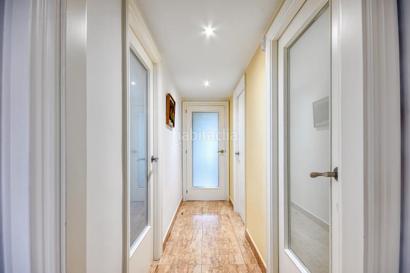 Foto e25861fa-e857-4b78-8cf5-8c67e2530863. Piso en mare de déu de montserrat edificio maxim en Figueres