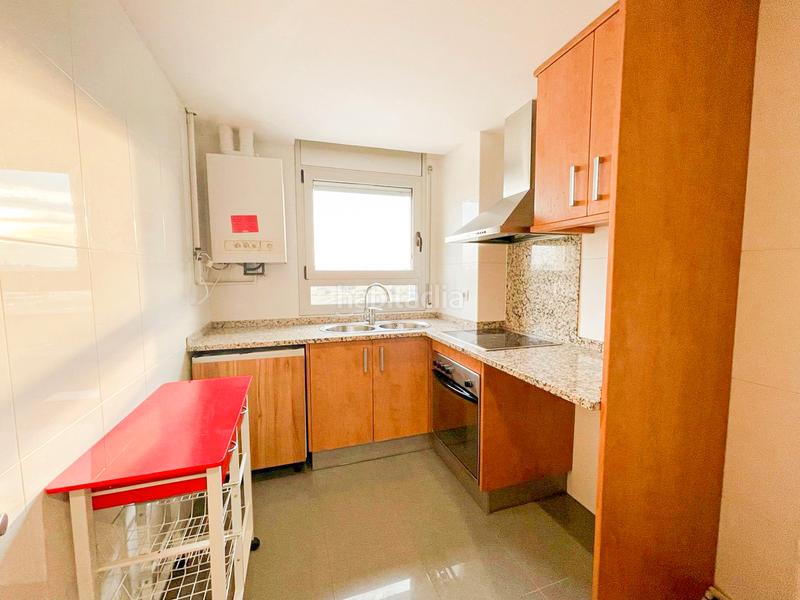 Foto 6c77a256-3ab0-409d-afcd-7de657b644d2. Pis a avda salvador dali 15 a Poble Nou-Olivar Gran Figueres