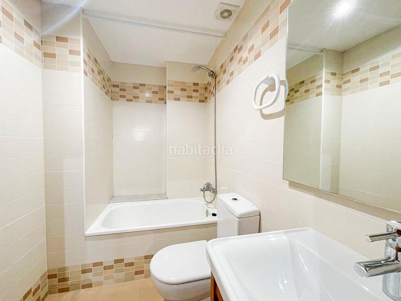 Foto 9edbef28-d4b0-4c91-b71e-ca9e0d94aea5. Pis a avda salvador dali 15 a Poble Nou-Olivar Gran Figueres