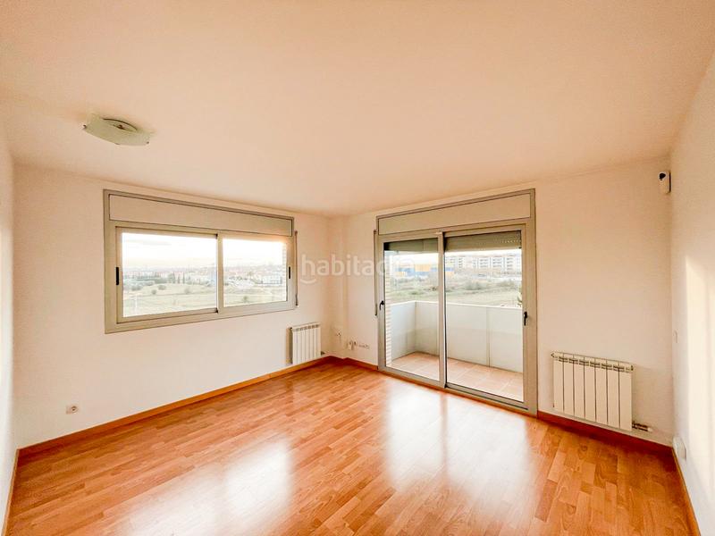 Foto bc9b0a18-af63-417d-a1e3-30b02f635530. Pis a avda salvador dali 15 a Poble Nou-Olivar Gran Figueres