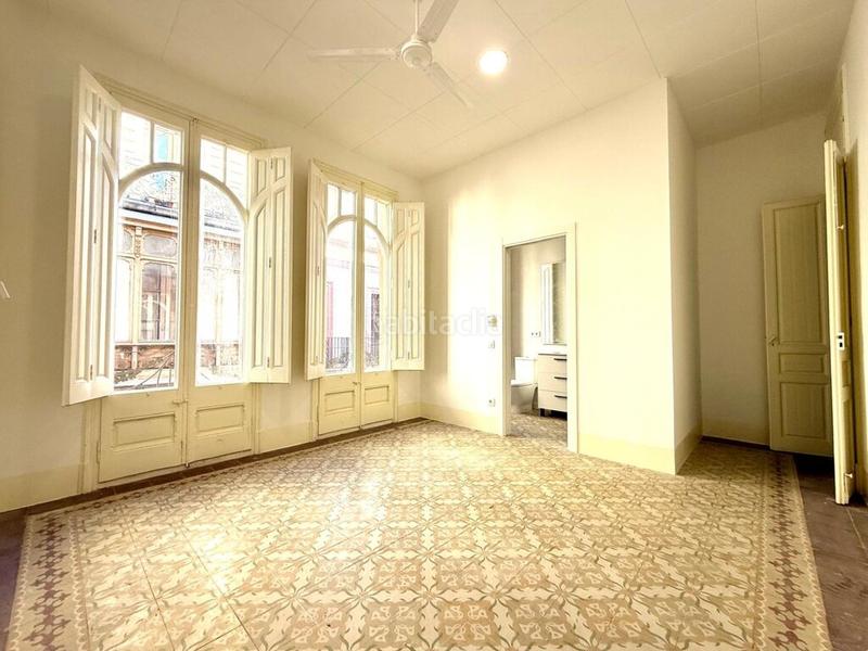 Foto 03ff012c-62c9-428b-8c9b-c7cbc2280db4. Chalet in carrer sant pau in Centre Figueres