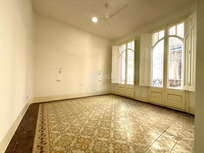 Foto 7e10b78f-3952-4195-aa10-b55018ae4b3b. Chalet in carrer sant pau in Centre Figueres