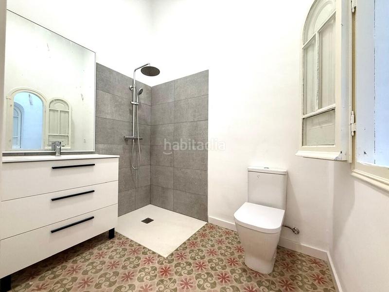 Foto cc70102e-05d3-4703-b3db-475f11247ee7. Chalet in carrer sant pau in Centre Figueres