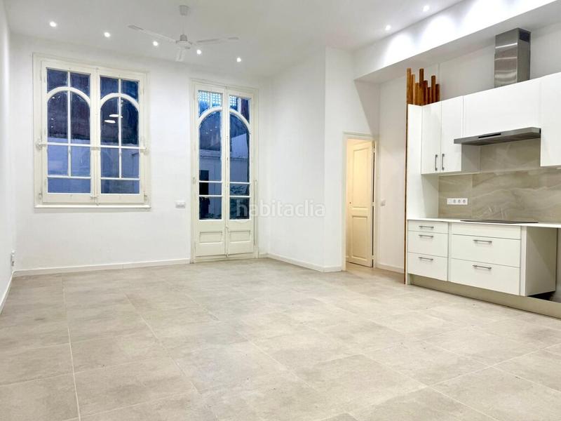 Foto d8e65c18-c27a-4ddd-b711-fe1088cad62b. Chalet in carrer sant pau in Centre Figueres