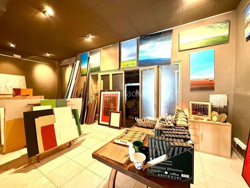 Foto bf4cbab3-7148-4e05-ab3e-33644d7f0511. Local comercial en carrer migdia oportunidad única ! local comercial en venta en Figueres