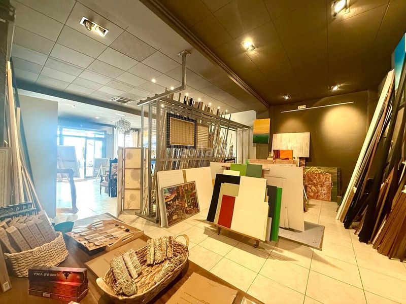 Foto f29c1758-d36c-450d-87a1-b85ebe141e26. Local comercial en carrer migdia oportunidad única ! local comercial en venta en Figueres