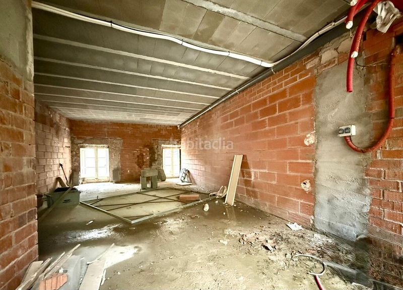 Foto 4d71b246-c2df-4050-803f-a5b180830ba4. Chalet in carrer calçada de tapís in Eixample-Horta Capallera Figueres