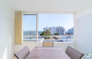 Etagenwohnung in Calle pedro calderon de la barca 6. Apartamento en perfecto estado con un dormitorio y vistas al mar