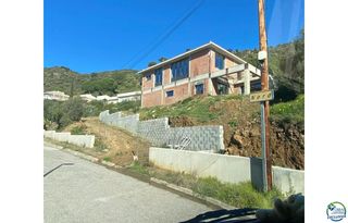 Xalet  Calle del nord 7. Gran casa moderna en construcción en els olivars. una oportunida