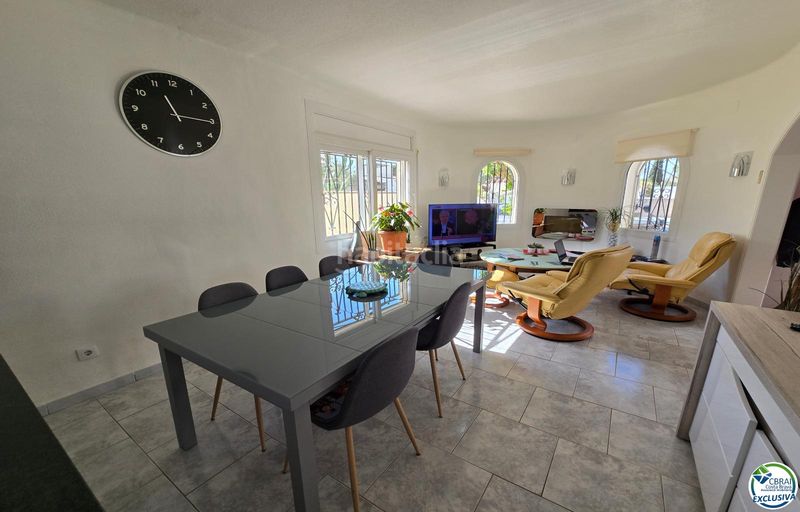 Foto d642455d-e92d-407c-bf09-3c6be17c62ad. Chalet in carrer pení 120b in Peni Empuriabrava