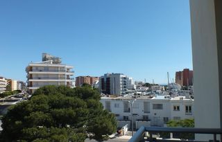 Pis a Avenida De La Platja 58