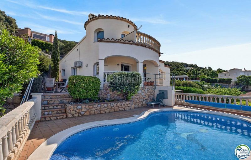 Foto fc380413-c646-47b7-8082-2b7e5a56d4e0. Chalet en calle belgica 174 can isaac los que conocen la zona saben por qué quieren vivir precisamente aquí! en Palau-saverdera