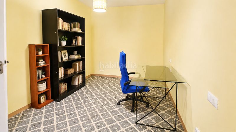Foto c5f8275a-ddb9-4d61-b01a-f268dbadee0e. Pis a Centre Figueres