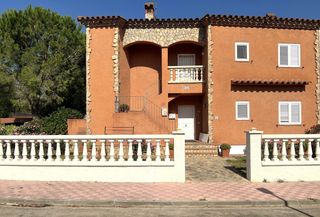 Etagenwohnung in Torroella de fluvià. Piso de dos habitaciones totalmente exterior en torroella de flu