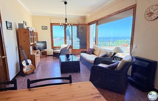 Xalet  Carrer salamanca 11. Pequeña casa con vistas al mar y terraza en mas fumats, roses