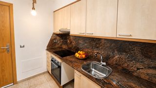 Appartamento in Carrer balmes, 88, 17600, figueres, girona. Estudio en venta en figueres con plaza de aparcamiento incluida,