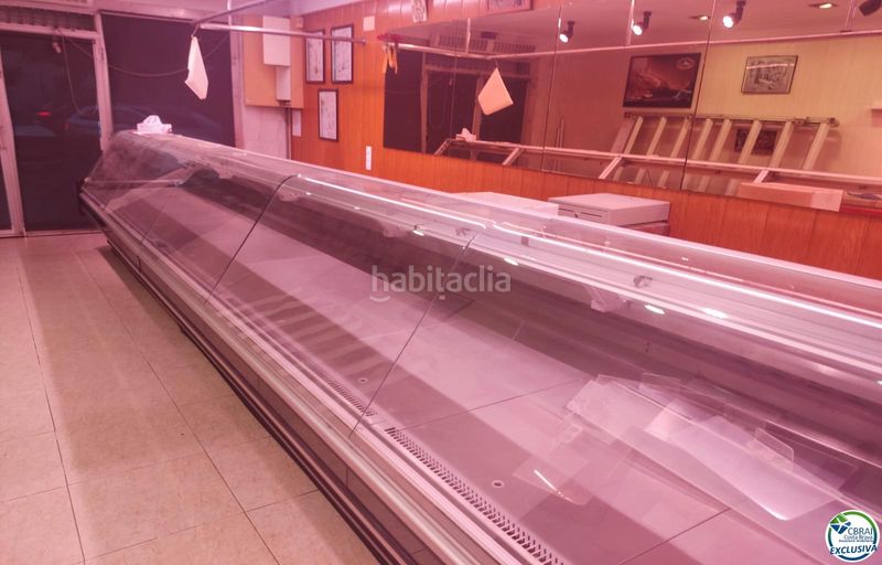 Foto c0752b14-07bb-4738-93c0-ea5158198859. Local comercial en venta local comercial, antigua carniceria. en Empuriabrava