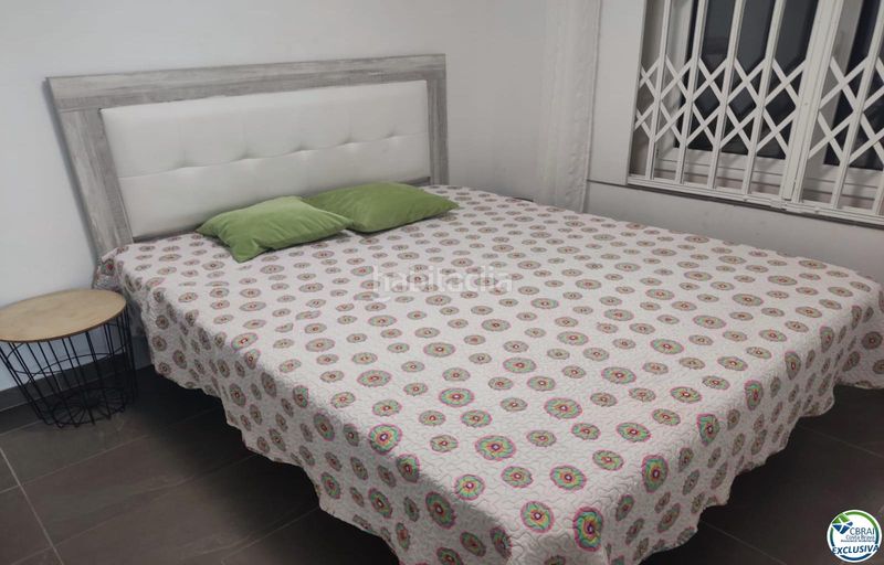 Foto 304f700d-5885-4262-a8a5-4173e5c5cf37. Chalet en calle Peni 62a bonita casa con piscina y apartamento para invitados y piscina. en Empuriabrava
