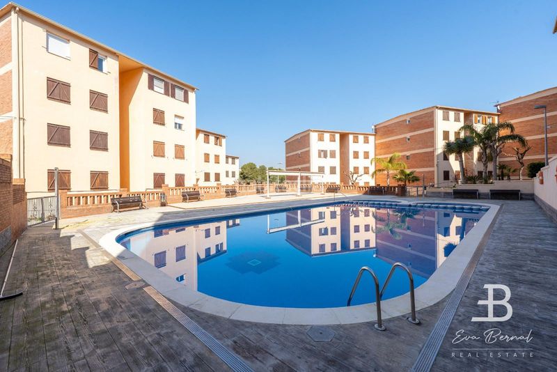 Foto f07702f6-46ae-4ac2-b0ba-ca3b8d6d6949. Pis amb aparcament piscina terrassa a pla de maset - cap de Salou Salou
