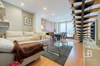 Duplex  Beatriu de queralt. Dúplex en venta en vilaseca con piscina, terraza, parking y tras