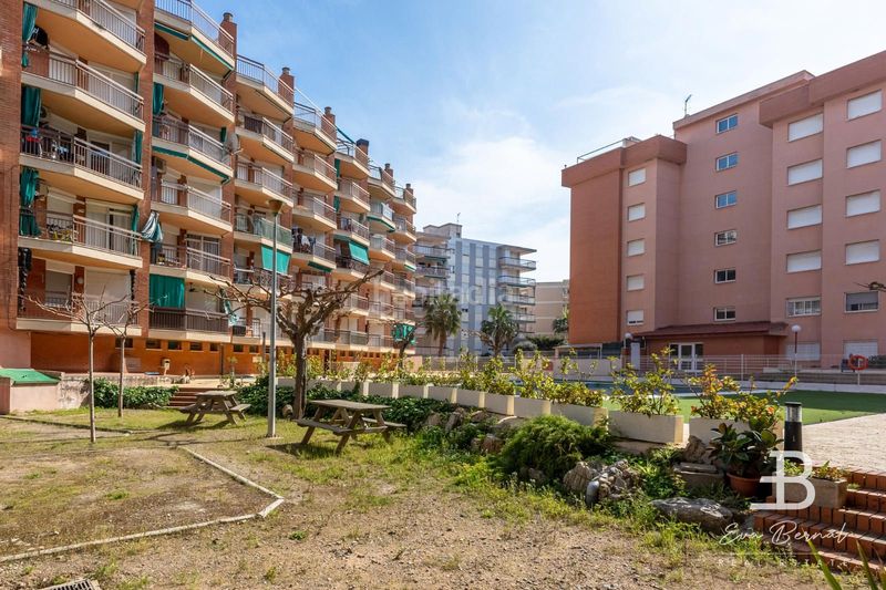 Foto 2d731f22-b7af-4c46-8443-f0daf2ec404b. Apartament amb calefacció piscina a La Pineda Vila-seca