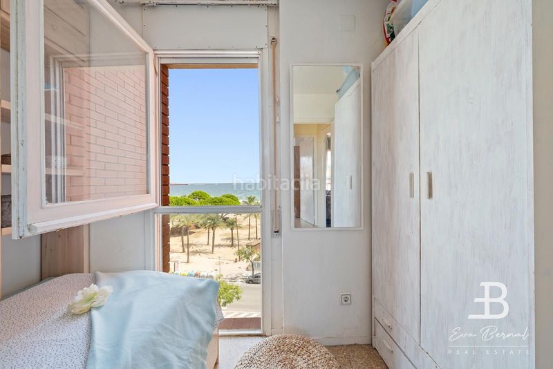 Foto 4c79f819-3b0b-406e-a95c-36c4d58e6a28. Apartament amb calefacció piscina a La Pineda Vila-seca