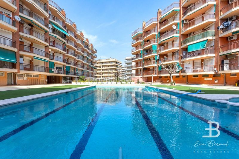 Foto a1f5c34d-461d-459c-b309-1a23b34b5c1e. Apartament amb calefacció piscina a La Pineda Vila-seca