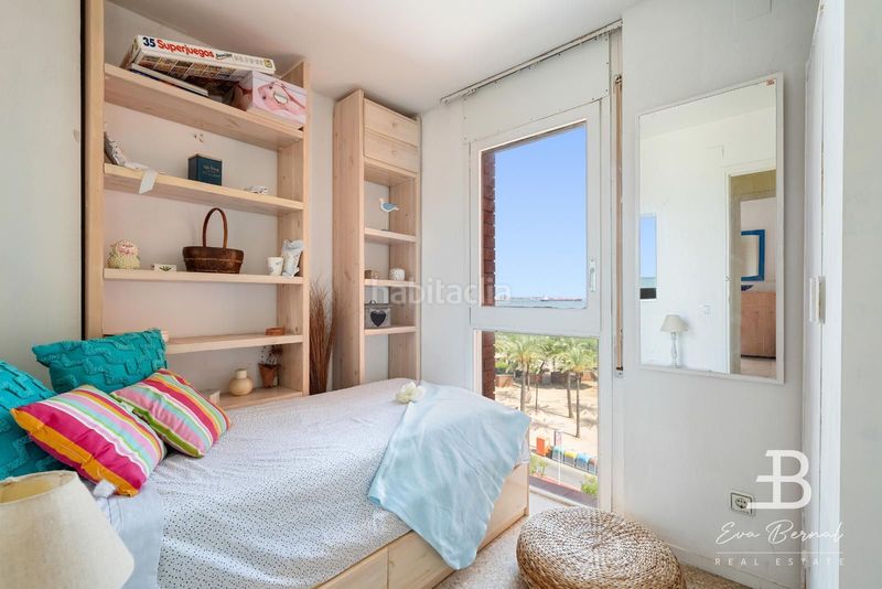 Foto cde727bc-380c-4bb4-845c-d82f68edb31a. Apartament amb calefacció piscina a La Pineda Vila-seca