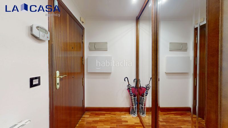Foto e9123838-b475-445a-9afd-4e1ef82177b0. Flat with heating parking in Erandio