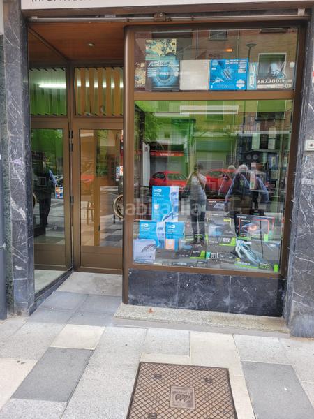 Foto d3ba634a-13e7-4c4d-b639-c474e29e3993. Alquiler local comercial en Bagatza - S. Vicente Barakaldo