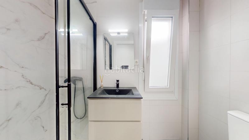 Foto e032cdc7-14f7-4160-814b-00c23560c124. Etagenwohnung in Solokoetxe Bilbao