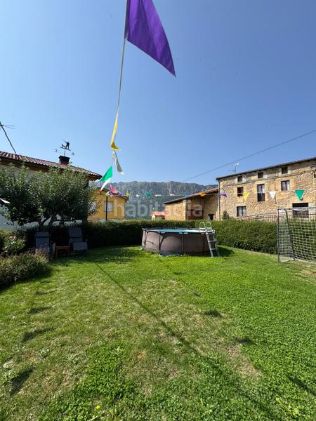 Foto f43cbed8-3df3-4c1d-807e-b8f0f931d593. Casa en Valdegovía