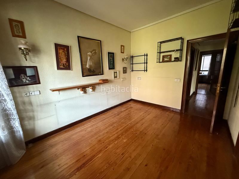 Foto 49369f4f-dbfc-4361-bb9a-a1cbaf277487. Piso en Basurtu Bilbao