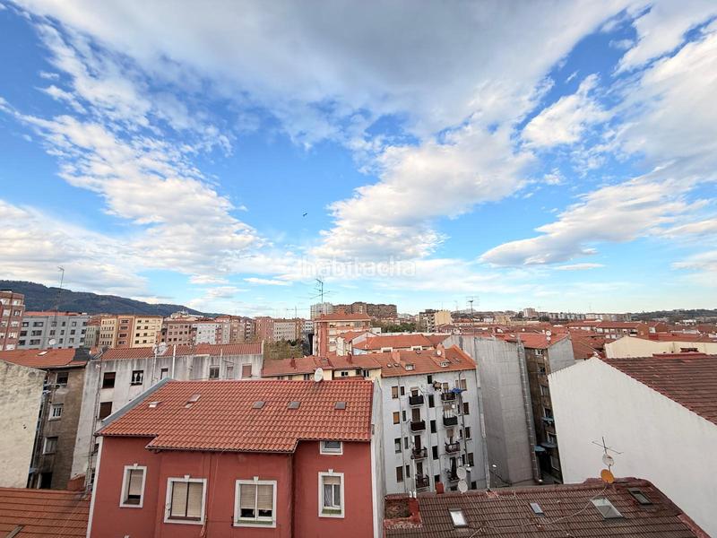 Foto 0e7aa1cb-c5c7-491d-b75d-f3dcd8b1ccc6. Etagenwohnung mit heizung in Centro Barakaldo