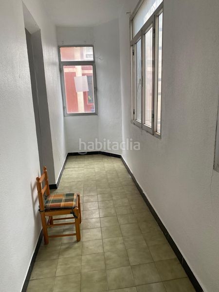 Foto bedba478-cecc-41c1-8af2-c40f286fac7b. Flat with heating in Centro Barakaldo