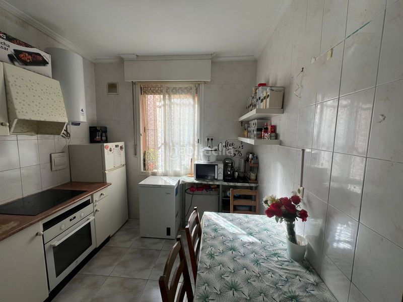 Foto a9840953-6d11-4b1a-8eaf-63eb86235fe9. Flat with heating in Barrio de Uribarri Bilbao