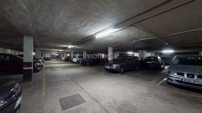 Foto 804943a0-5209-41d4-b24f-c6219d8e4a30. Flat with parking in San Pedro de Deusto - La Ribera Bilbao