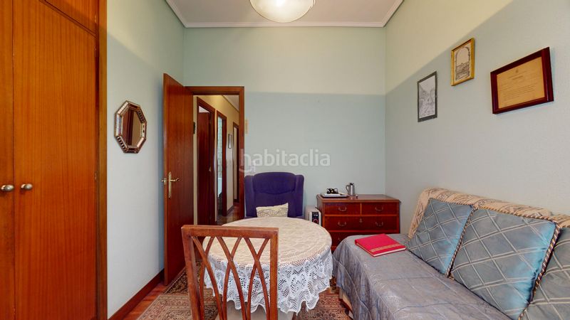 Foto 87b516c7-84bc-4f0f-973c-81519aa42334. Flat with parking in San Pedro de Deusto - La Ribera Bilbao