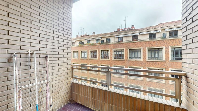 Foto 8f574c8f-2dd0-4481-9e5b-6244a2f66977. Flat with parking in San Pedro de Deusto - La Ribera Bilbao